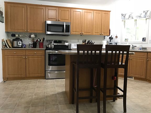 3rd image of 397 Tovey Dr