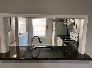 2104 Woodbridge Comns Way, Iselin, NJ 08830