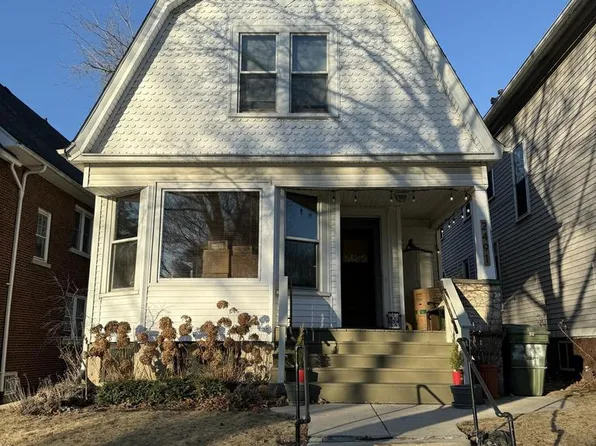 2491 North Maryland AVENUE, Milwaukee, WI 53211