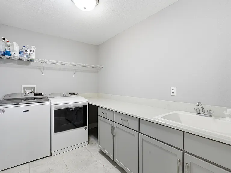 9844 Cabernet Ave — Photo 30