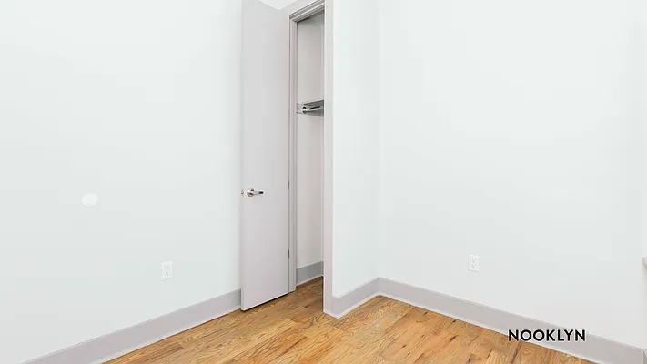 Rented by Nooklyn NYC LLC | media 18