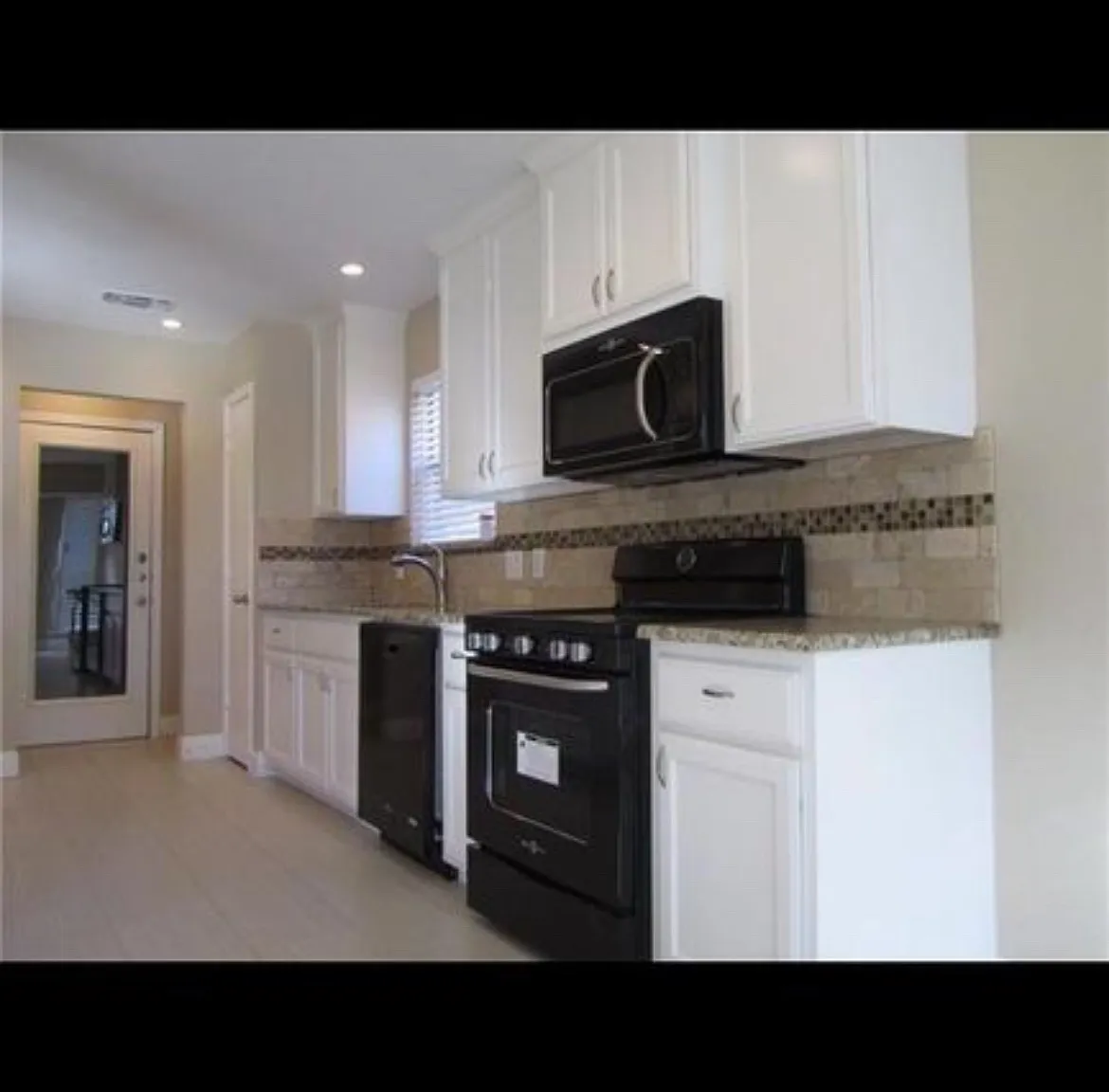3 bed, 1575 sqft, $2,200 — Photo 4