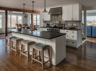 15 Lighthouse Point Rd, Cape Elizabeth, ME 04107