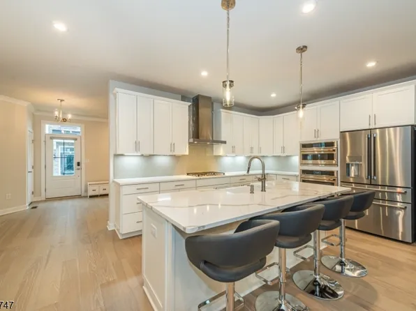 24 Willow Ln #24, Parsippany-Troy Hills Twp., NJ 07054