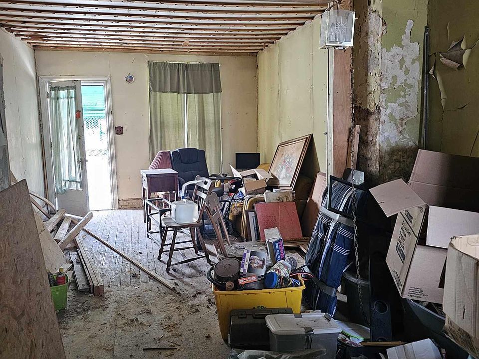 127 N Rock St, Shamokin, PA 17872 Zillow