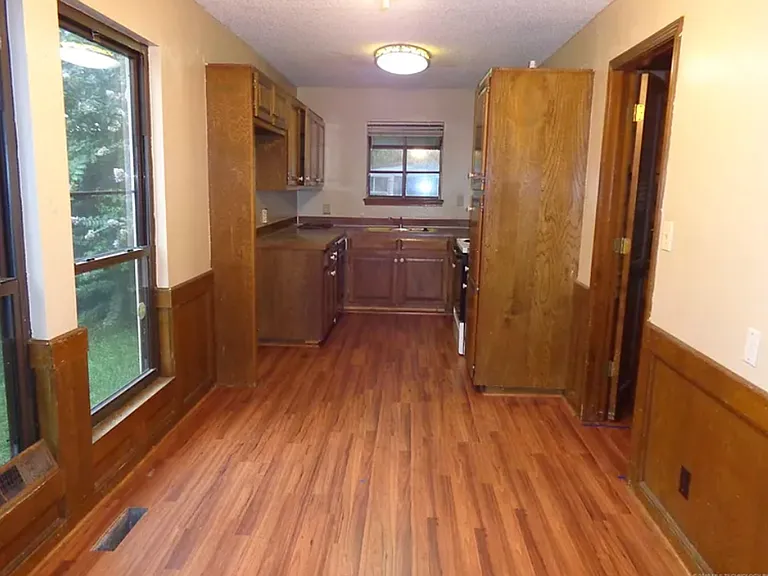 3306 S 144th Pl E — Photo 5