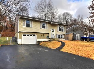 57 Celantano Dr, Naugatuck, CT 06770