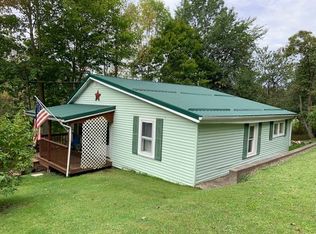 411 Stewart St, Warren, PA 16365