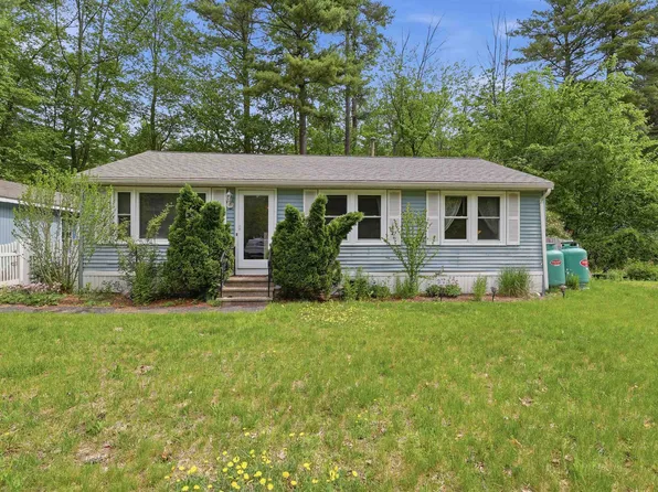 63 Trestle Brook Drive, Nashua, NH 03062