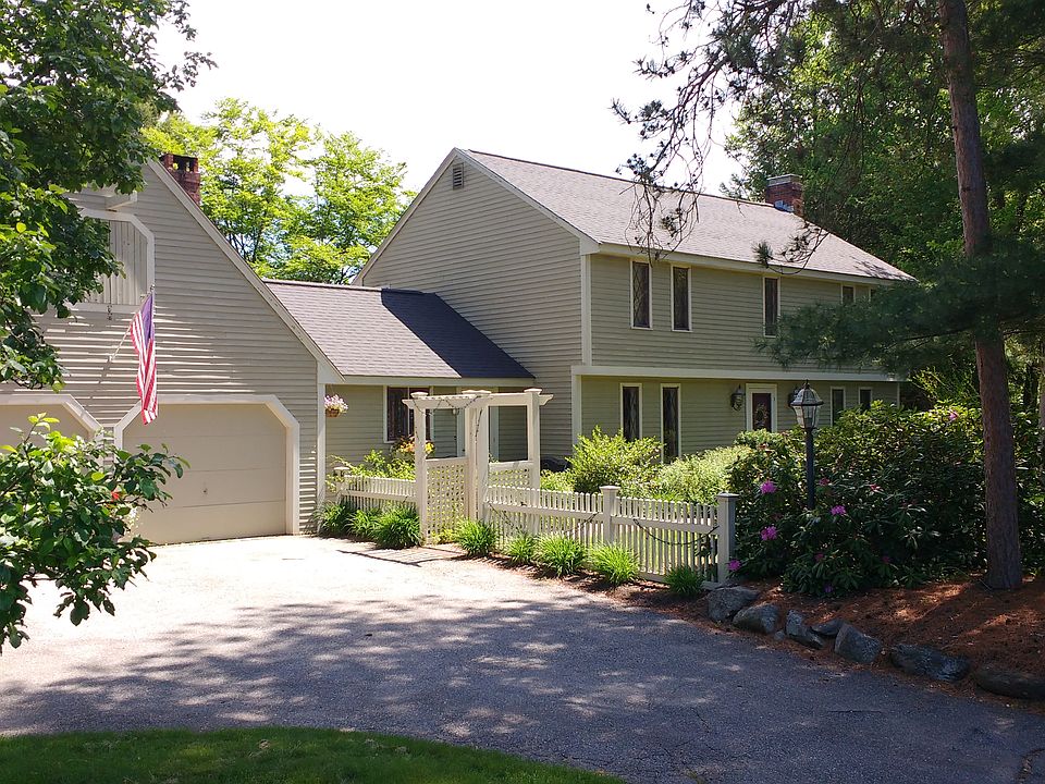 1st image of 26 Candlewood Dr