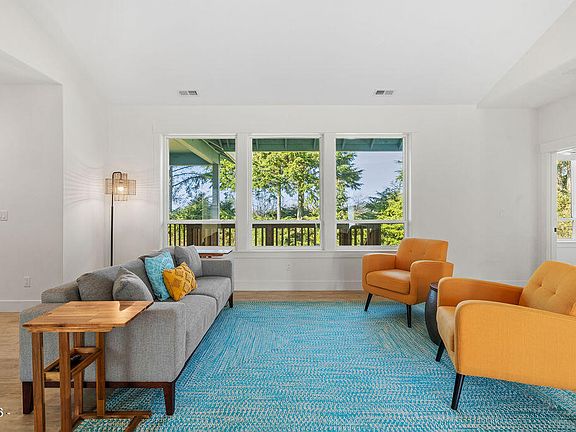 3rd image of 34815 Lahaina Loop Rd