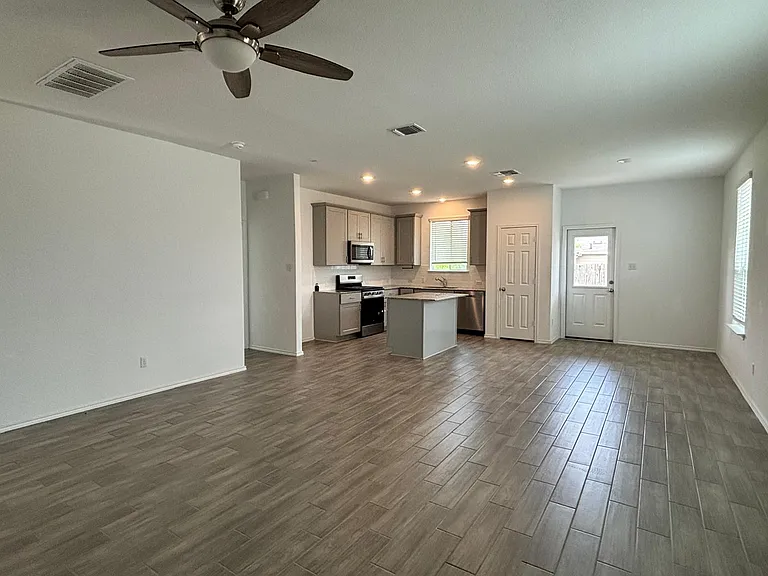 1509 Hope Ranch Rd — Photo 7