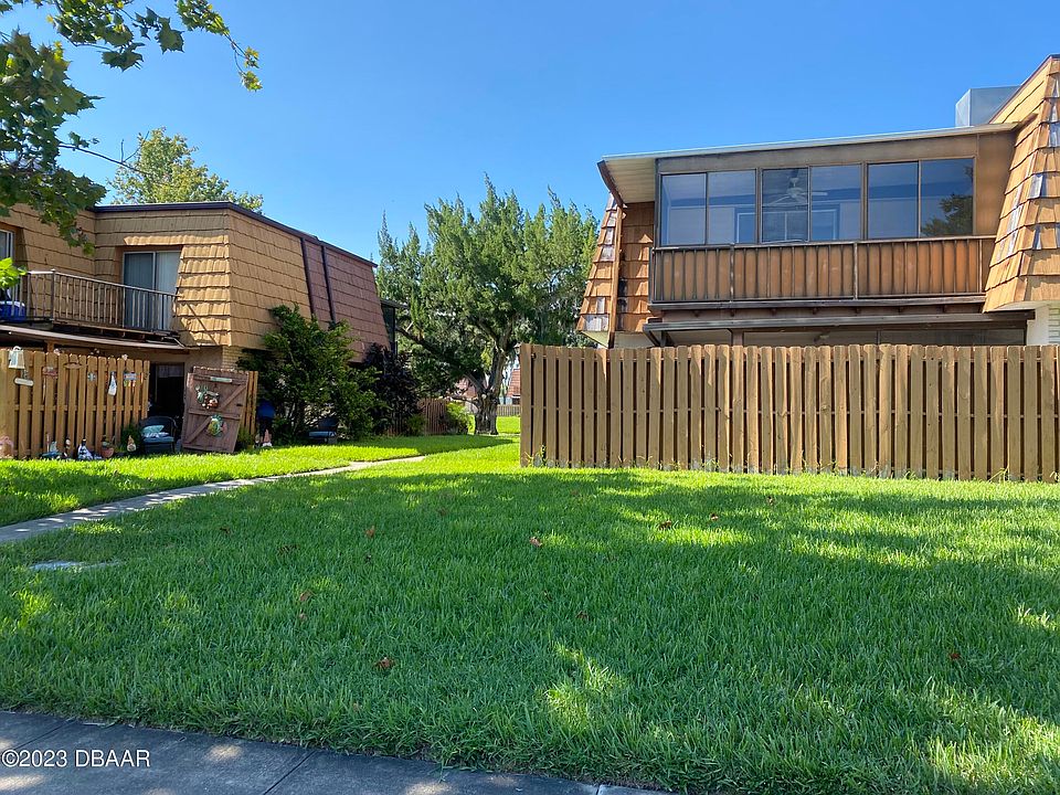 1st image of 141 Moonstone Ct