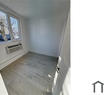 589 Saratoga Ave #1A