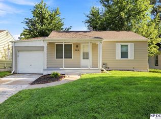 5846 Sahler St, Omaha, NE 68104