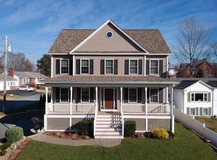 12 Lyons St, Haverhill, MA 01832
