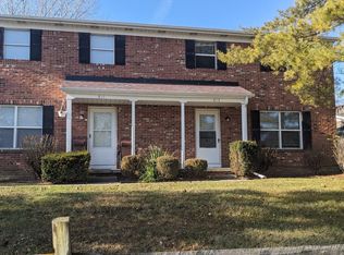 1004 Shadow Ln, Toledo, OH 43615