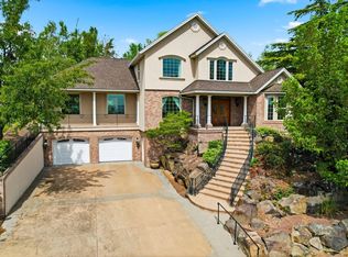 1310 N Countryview Ct, Sunnyside, WA 98944