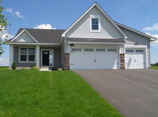 2700 Liberty Pl, Woodbury, MN 55129