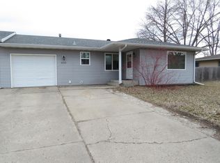 2213 15th St S, Fargo, ND 58103
