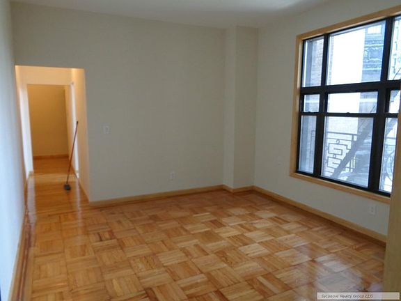 3rd image of 726 Ocean Ave APT 31