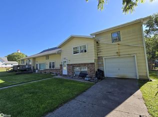 715 Warren St, Duncombe, IA 50532