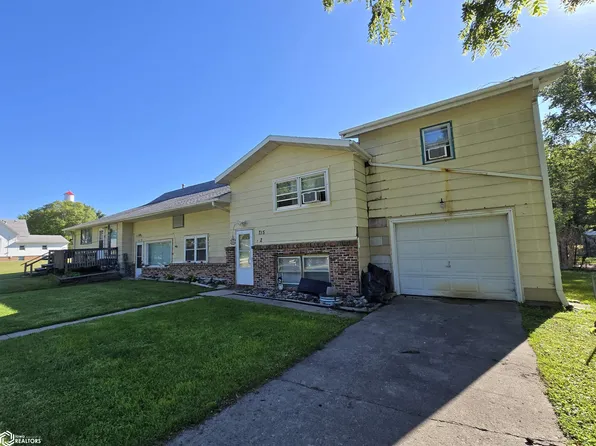 715 Warren St, Duncombe, IA 50532
