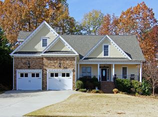 209 Kensington Ct, Clayton, NC 27527