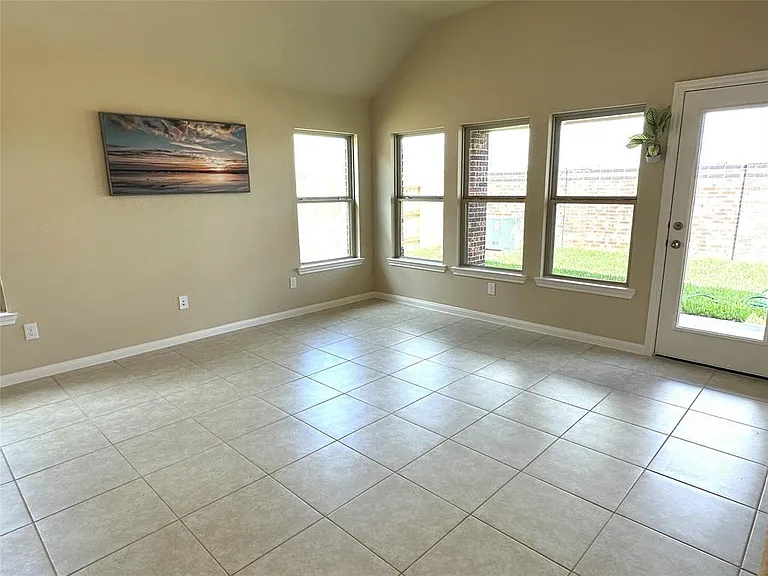 788 Lake Lacosta Dr — Photo 4