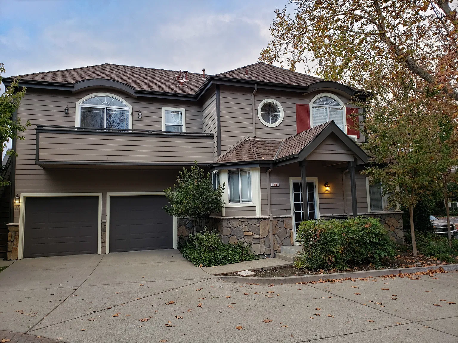 Laurel Ct, Danville — Photo 1