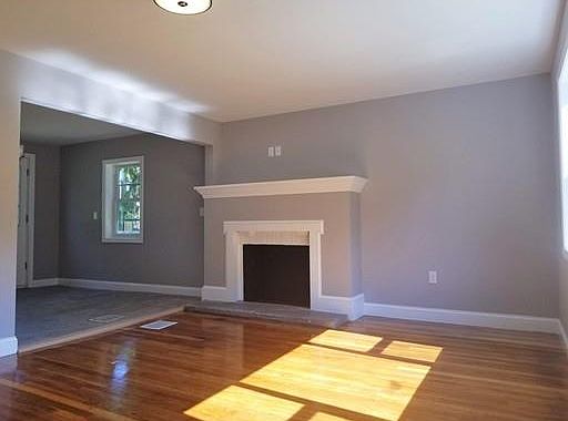 5th image of 85 Kingston St