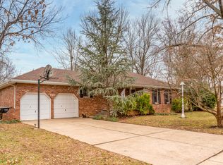 812 E Woodland St, Springfield, MO 65807