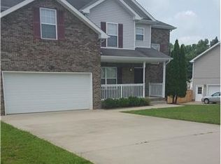 3383 Shivas Rd, Clarksville, TN 37042
