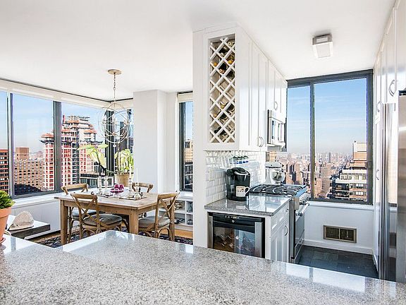 3rd image of 300 E 93rd St APT 36B