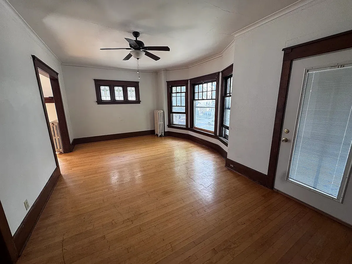 Living room - 2836 N Frederick Ave #2838