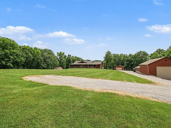 302 Bullock Pen Dr, Crittenden, KY 41030