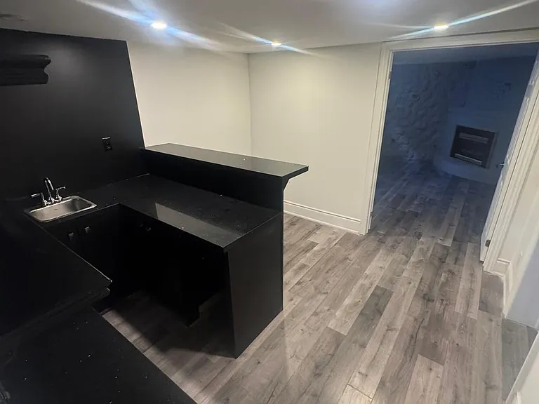 96 Bamford Cres #BASEMENT — Photo 4