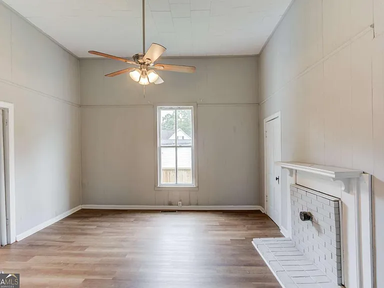227 Alcovy St — Photo 12