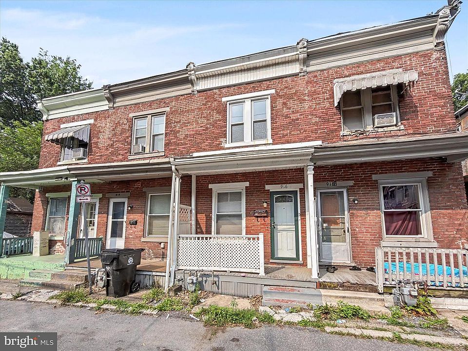 1st image of 916 May St