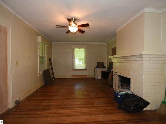 5th image of 111 W Mountainview Ave