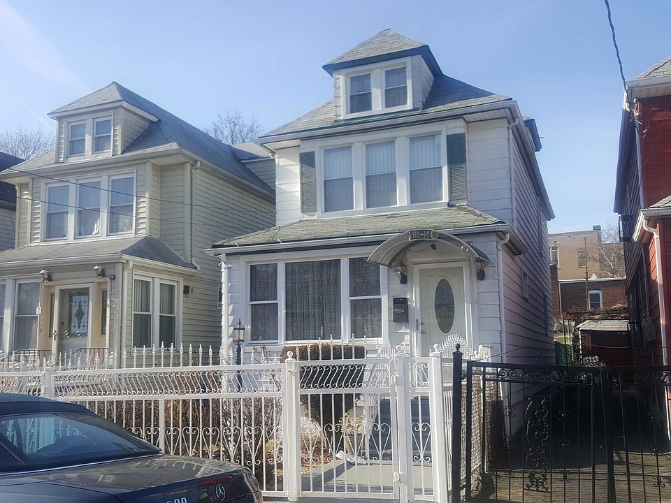 2nd image of 11514 132nd St