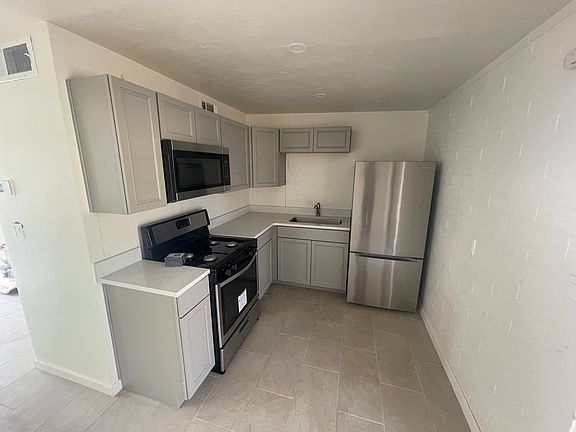 3rd image of 2341 N Ralph Ave #2341