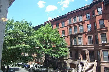 Rented by Susan Finkel, LREB