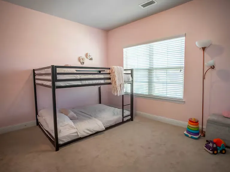 3610 Adriana Ave — Photo 22