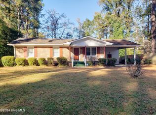 716 W Burkhead Street, Whiteville, NC 28472