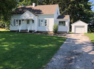 752 Rigg Rd, Valparaiso, IN 46383