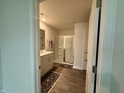 202 Alamos Ave — Photo 4