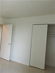 4th image of 352 Beekman Ave APT 6H