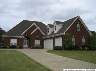 926 Slocum Point, Hernando, MS 38632