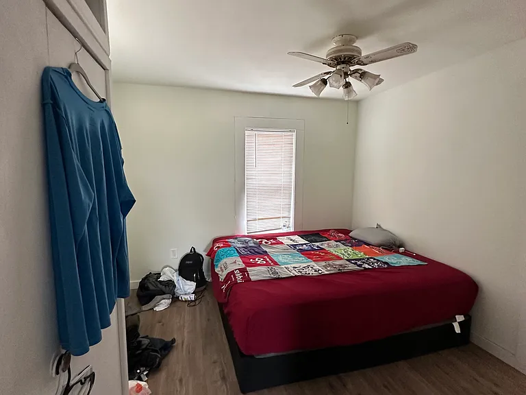569 Market St — Photo 5
